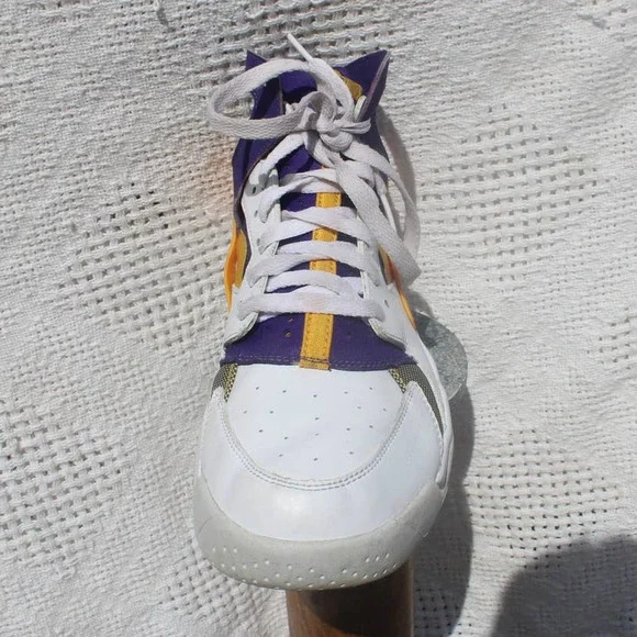 Nike Air Flight Huarache Lakers Size 9.5 705005-101 - Picture 6 of 10